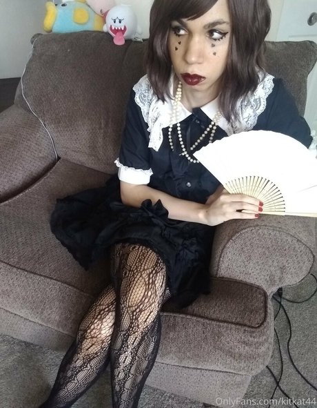 kitkat44 nude pornstar img