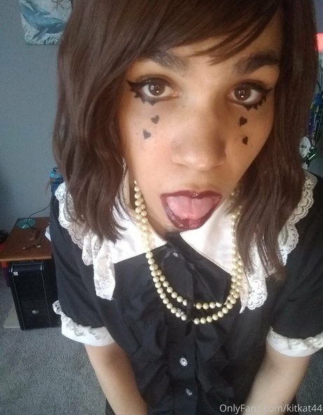 kitkat44 Profile pic