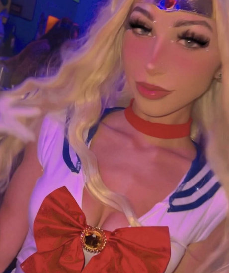 aliaremyinitials erotic model images