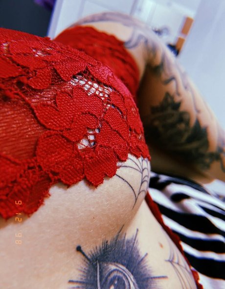 Aisha Tuchinscky star perfect archive