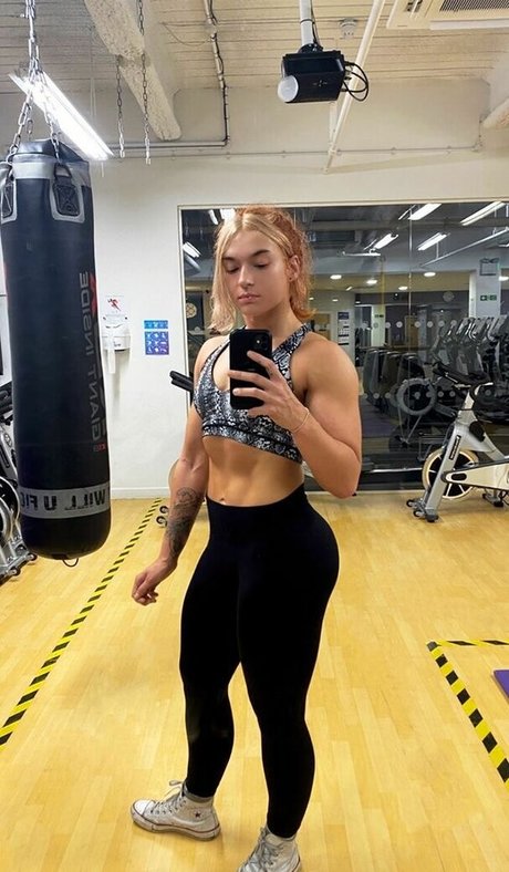 short teen onlyfans nude photos