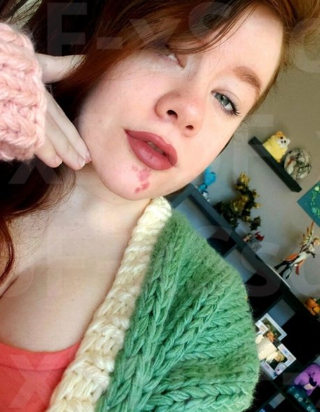 BittieTV star hot photos