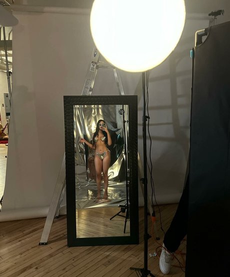 Desness top actress image