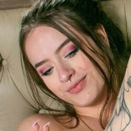 Segueanana model top photos