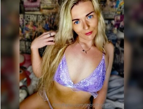 Session Moth Martina pornstar hot images