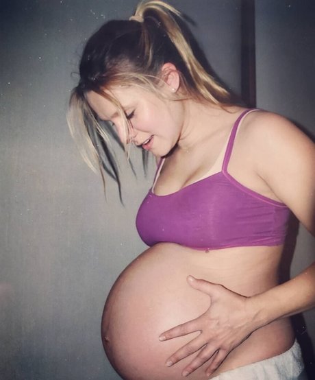 Kristen Bell star pornographic pictures