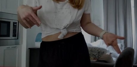 ASMR Alysaa model adult picture