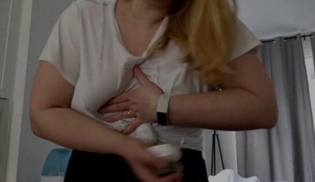 ASMR Alysaa sexy model photo