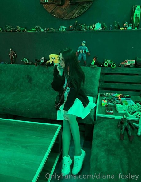 diana foxley naked actress images