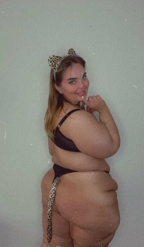 wero777 star naked pic