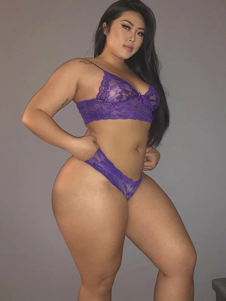 Jin Baek pornstar adult pic