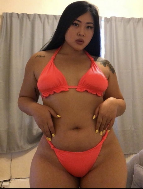 Jin Baek pretty model images