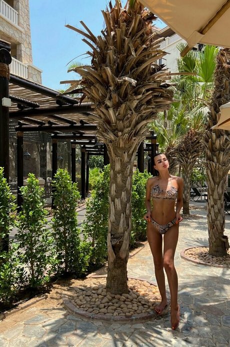 alexxxa queen pornographic model pics