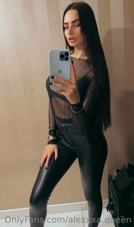 alexxxa queen model free galleries