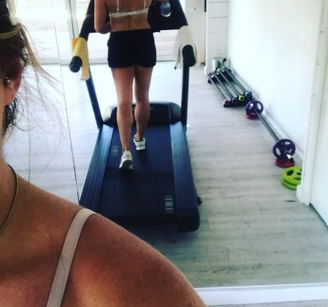 Gym Bunny x adult star photos