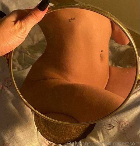 lalirobertson Profile pic