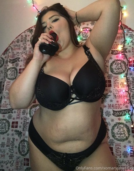 Xomaryjane16xx exclusive star photo