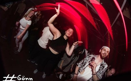 Laura Katz sexy pornstar photo