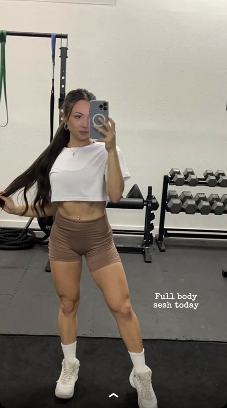 Ashley Nocera exclusive star image