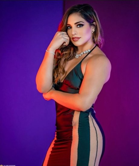 Raquel Rodriguez sex star pic