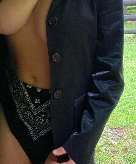 Nika Arven art star img