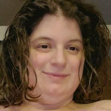 Sarah Rae hot model image