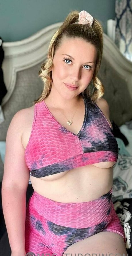 mrs throbinson nudes model archive