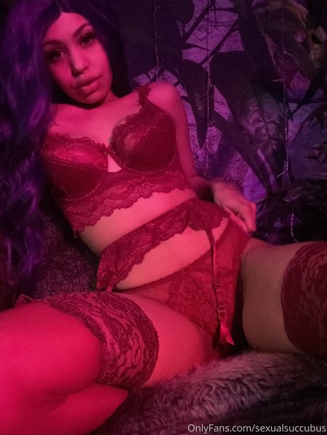 E Gamer Girlfriend naked pornstar picture