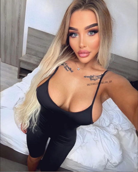 Melani VIP model best pic