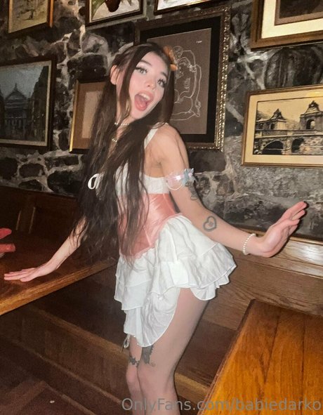 babiedarko star hot picture