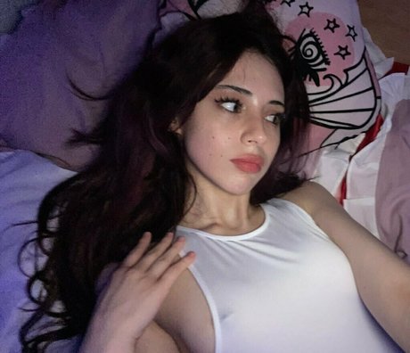 Mina Bell Profile pic