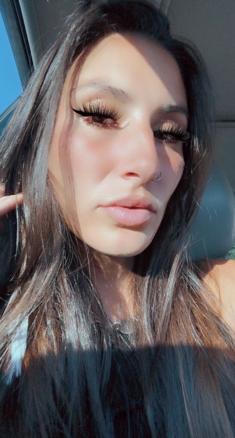 Sammie Stark model pretty photos