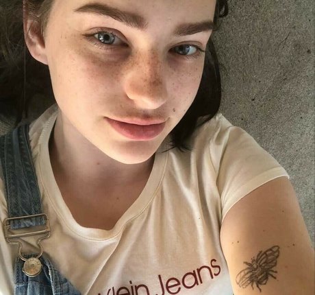 Simple Sprout art pornstar image