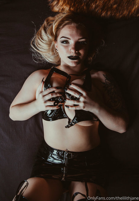 Lilith Jane best model pictures