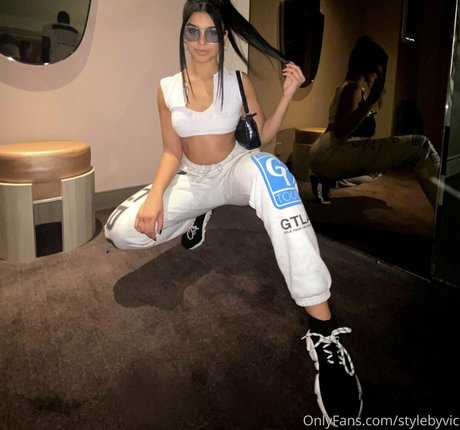 stylebyvic model naked galleries