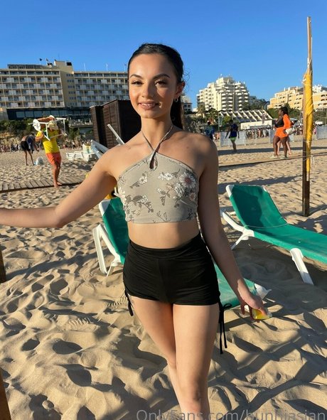 bunniasian porn model gallery