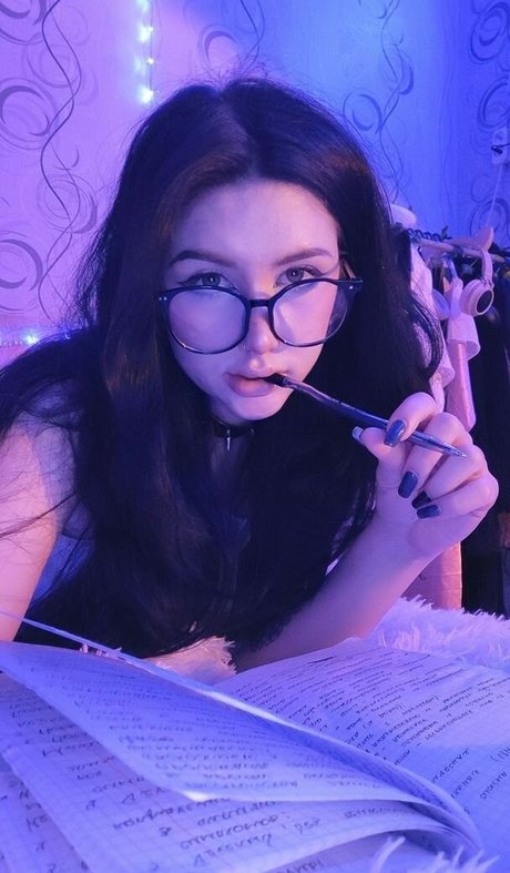 Kira as2610 naked model images