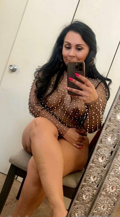 Ro ie love8831 star erotic photo