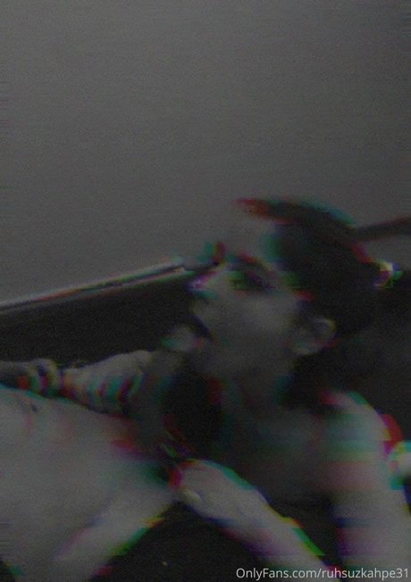 ruhsuzkahpe31 high quality actress picture