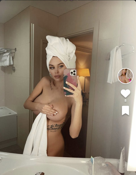 Lily Ermak best model photos