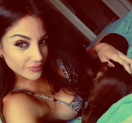 Andrea Cifuentes model best pic