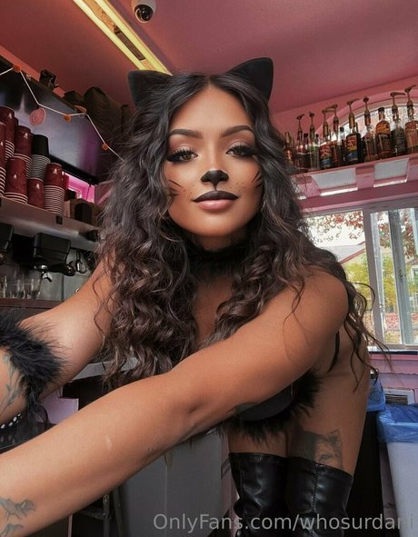 Whosurdani model best photos