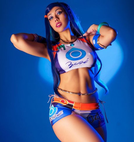 Dira Cosplay xxx star image