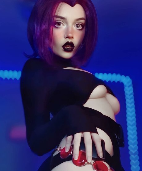 Queen Nephilim high quality model pics