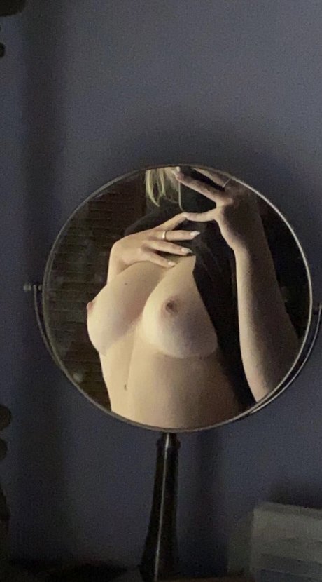 crybaby k exclusive actress picture