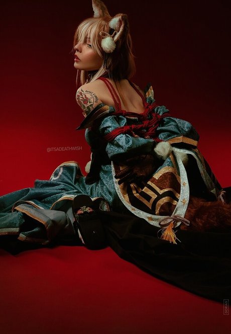 itsadeathwish model pretty image