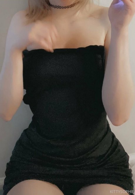 KittySophie model adult image