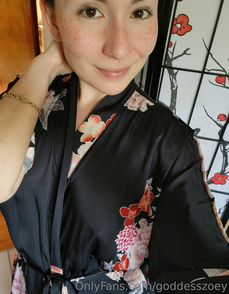 GoddessZoey xxx actress photos