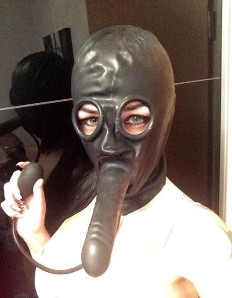 MeliDeluxe pornstar pretty images