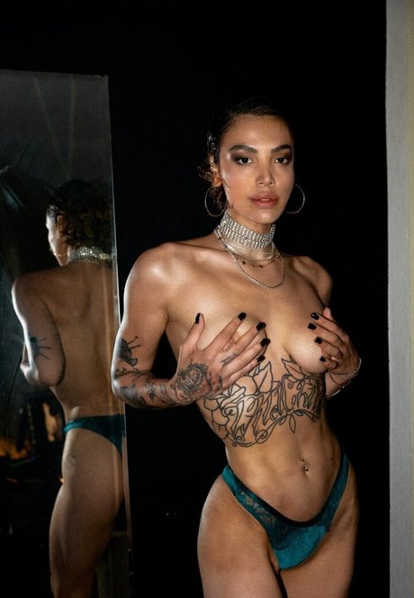 Agemg pornstar hd photo